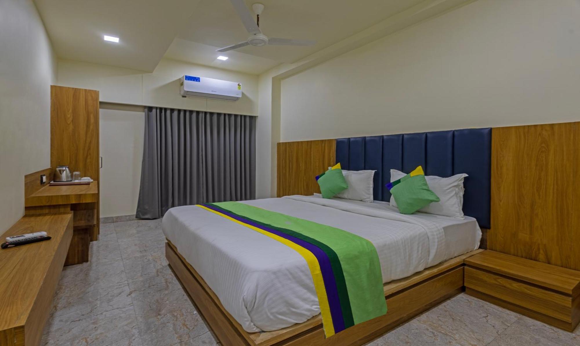Treebo Eden Park, Ahmedabad Hotel Batwa Ngoại thất bức ảnh