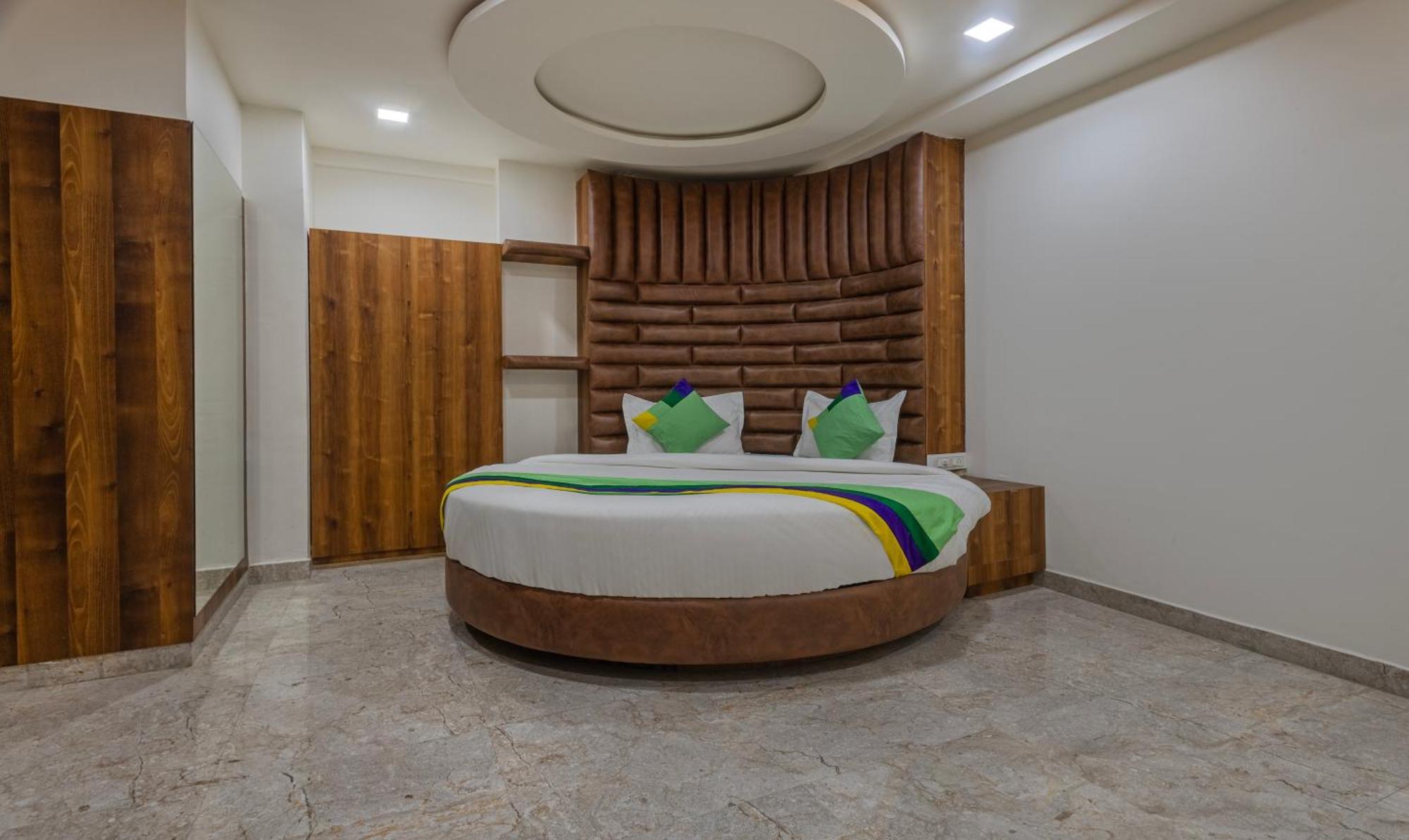 Treebo Eden Park, Ahmedabad Hotel Batwa Ngoại thất bức ảnh