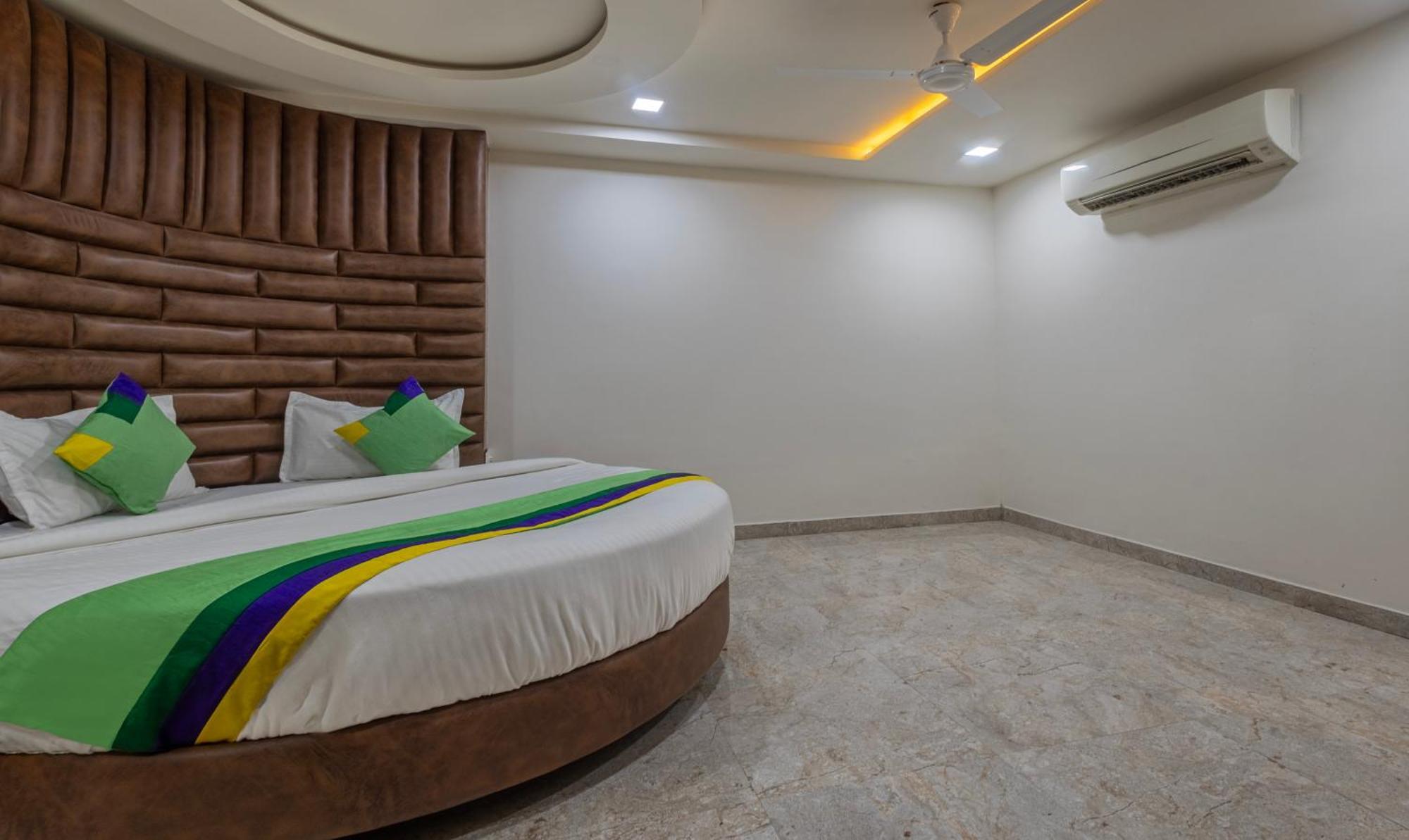 Treebo Eden Park, Ahmedabad Hotel Batwa Ngoại thất bức ảnh