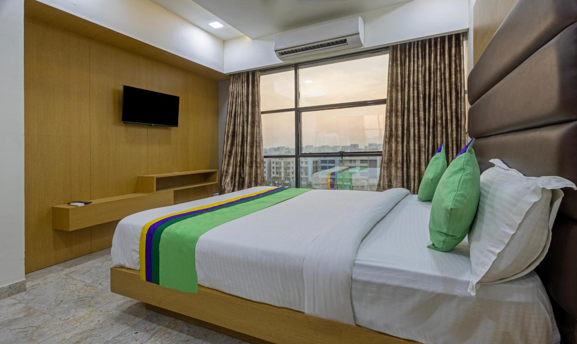 Treebo Eden Park, Ahmedabad Hotel Batwa Ngoại thất bức ảnh